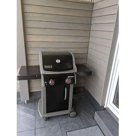 Slate Terrace Comfortable Ferienhaus *